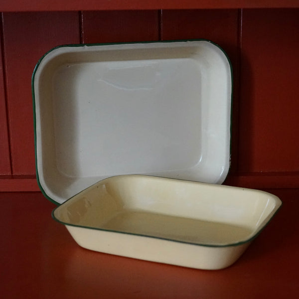 Enamel Baking Trays