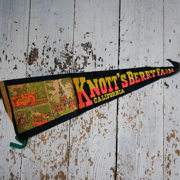 Knott's Berry Farm Pennant